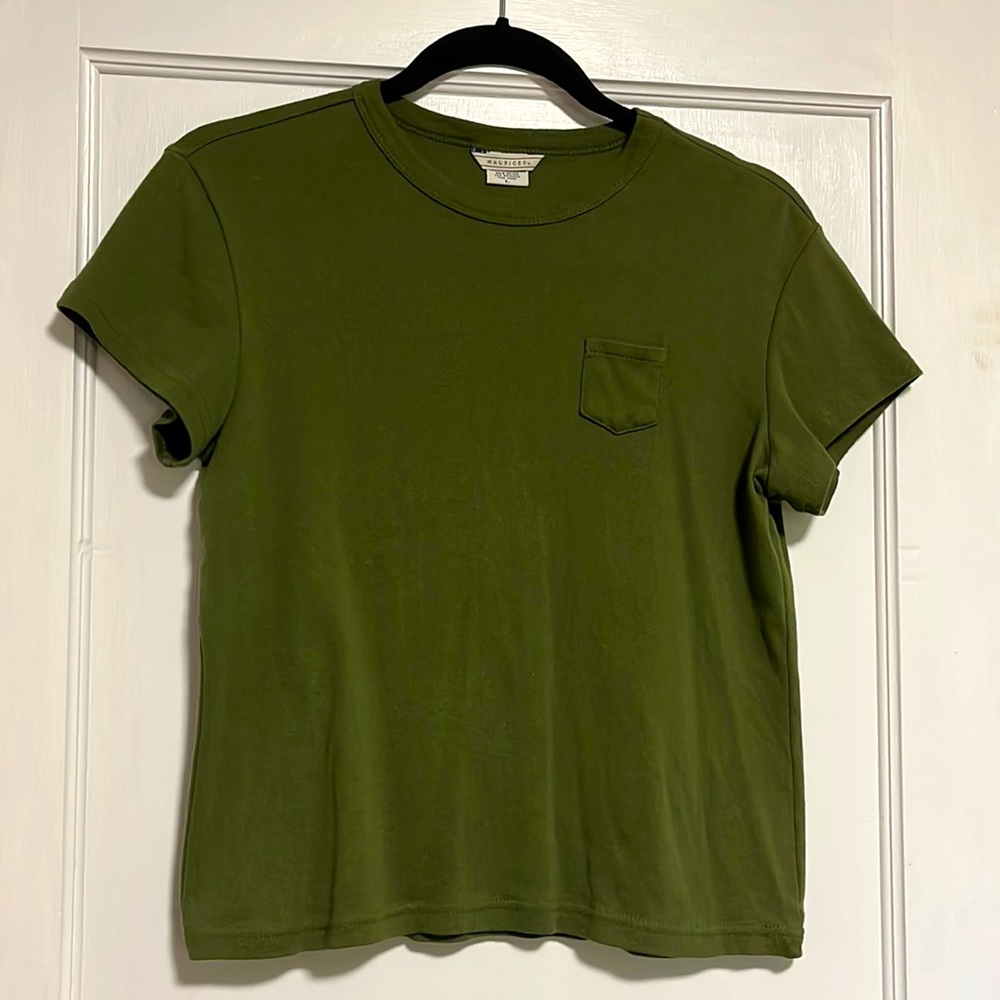 Super cute L tee!